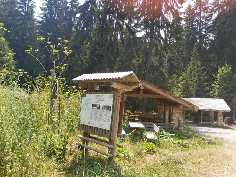 Entrance to the reserve